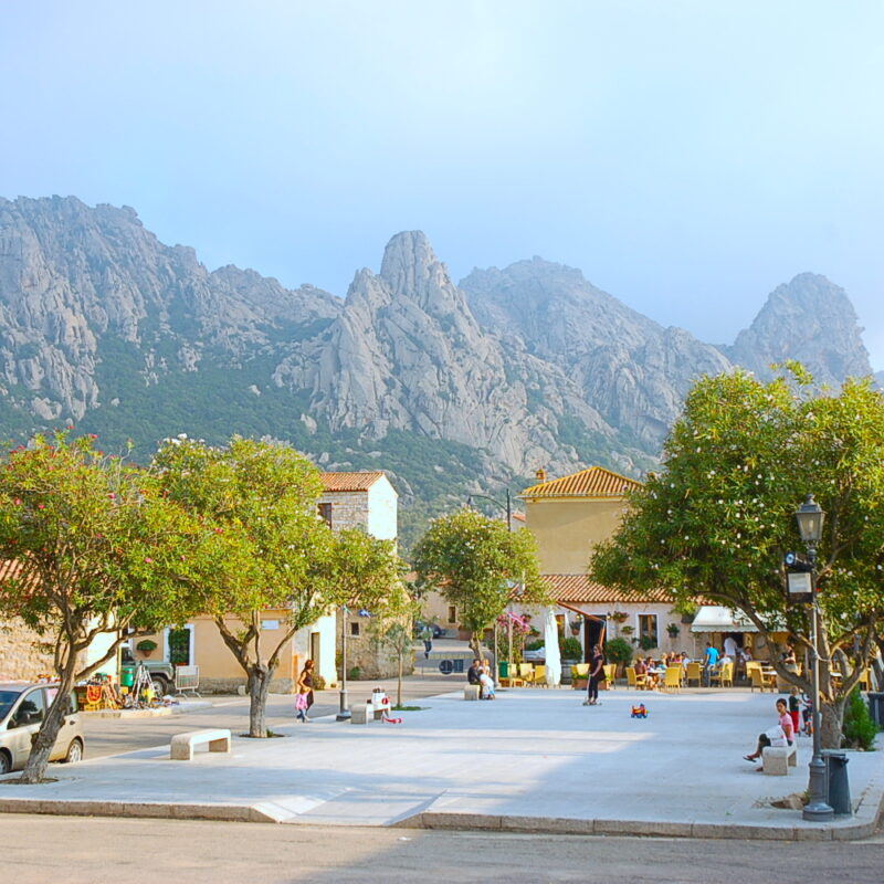 La jolie ville de San Pantaleo